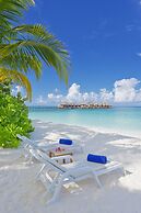 Angaga Island Resort & Spa