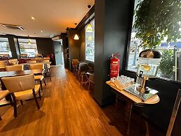 Merchant Hotel