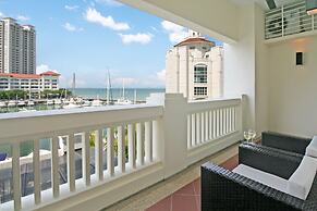 Home Suites by Marina