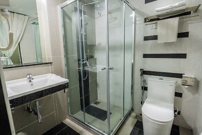 Indra Hotel
