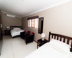 Kleinplasie Guesthouse