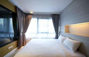 The Present Sathorn