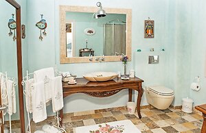 Swan Lake Boutique Hotel - Adults Only