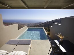 Aeolis Tinos Suites