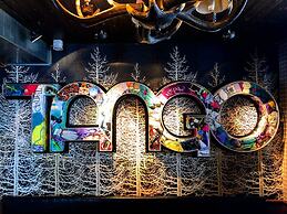 Langley Hotel Tango