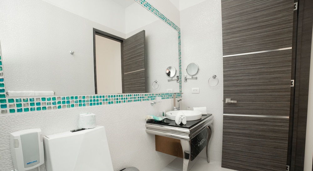 Punta Diamante Premium Hotel
