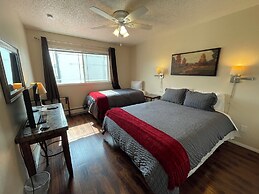Arctic Fox Inn