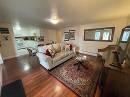 Arctic Fox Inn