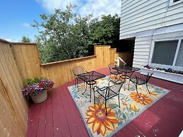 Arctic Fox Inn
