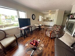 Arctic Fox Inn