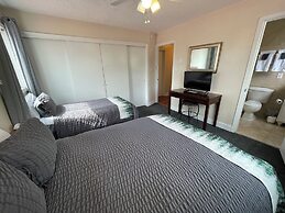 Arctic Fox Inn