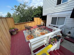 Arctic Fox Inn