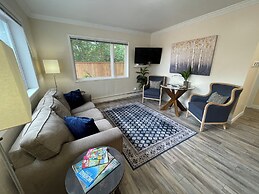 Arctic Fox Inn