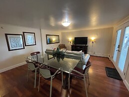 Arctic Fox Inn