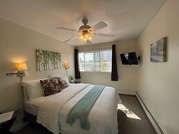 Arctic Fox Inn
