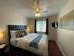 Arctic Fox Inn