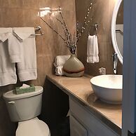 Arctic Fox Inn