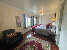 Arctic Fox Inn