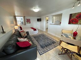 Arctic Fox Inn