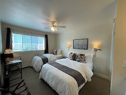 Arctic Fox Inn