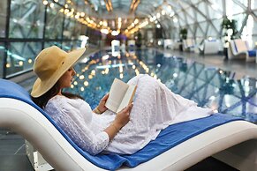 Oryx Airport Hotel