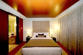 Oryx Airport Hotel