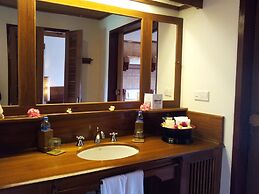Inle Lake View Resort & Spa