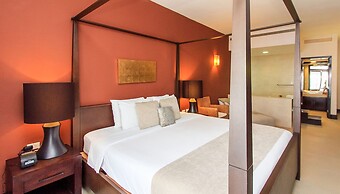 Aldea Thai by Stella Rentals