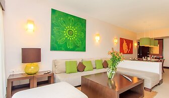 Aldea Thai by Stella Rentals