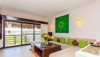 Aldea Thai by Stella Rentals