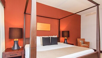 Aldea Thai by Stella Rentals