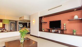 Aldea Thai by Stella Rentals
