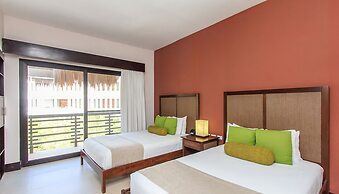 Aldea Thai by Stella Rentals