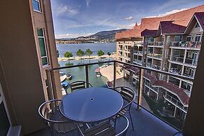 Sunset Waterfront Resort by DKRA
