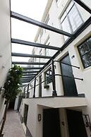 Eye Hotel
