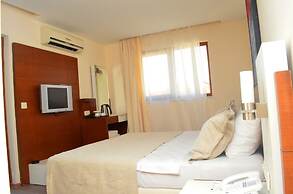 Side Nossa Hotel