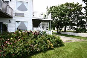 Come From Away B&B Inn