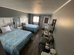 Pines Motel