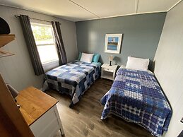 Pines Motel