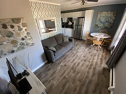Pines Motel