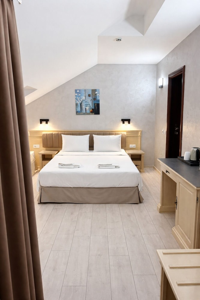 Aris Hotel Sofia