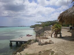 Sea Breeze Apartments