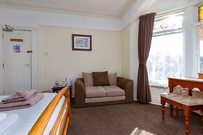 The Beechcliffe Hotel - Over 35's Only