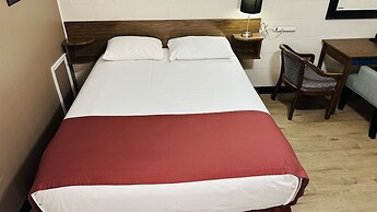 Travellers Motel