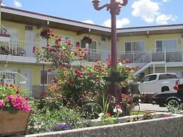 Travellers Motel