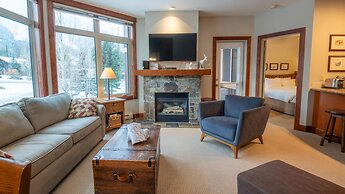 Timberline Lodges by Fernie Lodging Co