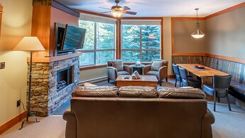 Timberline Lodges by Fernie Lodging Co