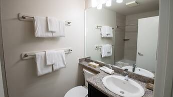 Timberline Lodges by Fernie Lodging Co