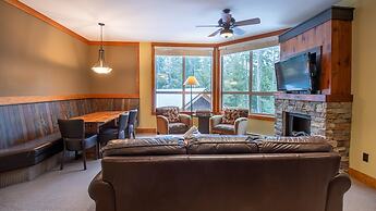 Timberline Lodges by Fernie Lodging Co