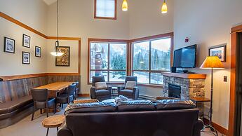 Timberline Lodges by Fernie Lodging Co